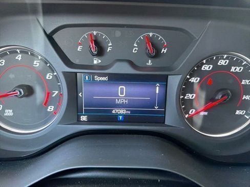 Used 2021 Chevrolet Camaro LT w/ RS Package RWD image 9