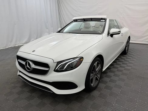 Used 2018 Mercedes-Benz E 400 4MATIC Cabriolet image 2