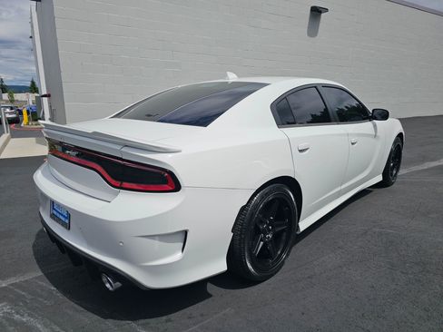 Used 2019 Dodge Charger R/T w/ Driver Confidence Group RWD image 7