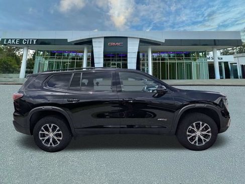 Used 2025 GMC Acadia AT4 AWD/4WD image 2