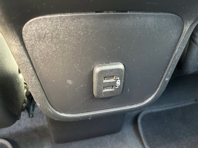 Used 2022 Chevrolet Equinox LS w/ LPO, Floor Liner Package FWD image 37
