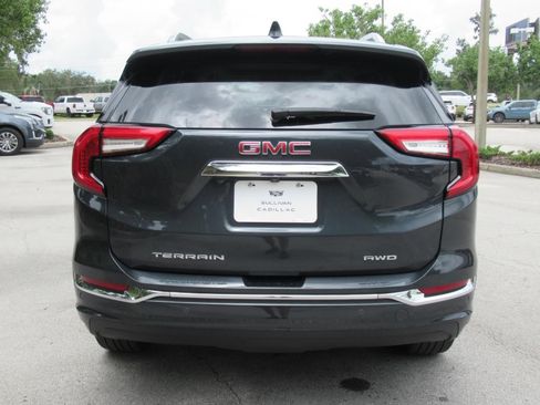 Used 2022 GMC Terrain Denali AWD/4WD image 5