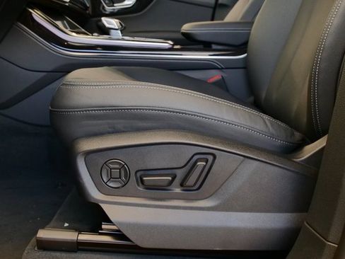 New 2026 Audi Q8 Premium Plus image 11