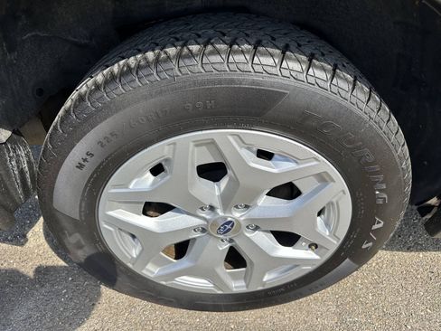 Used 2019 Subaru Forester w/ Popular Package #1 AWD/4WD image 18