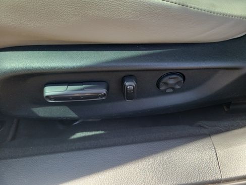 Used 2022 Honda Accord Touring image 27