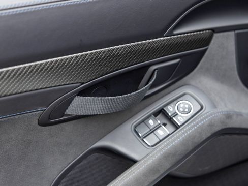 Certified 2023 Porsche 718 Cayman GT4 RS RWD image 32