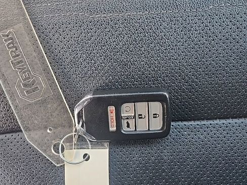 Used 2021 Honda CR-V EX-L image 39