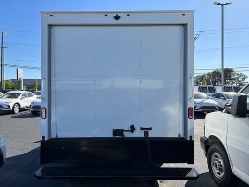 New 2024 GMC Savana 3500 w/ Power Convenience Package image 8