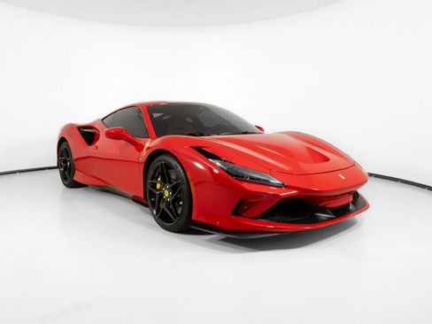 Used 2021 Ferrari F8 Tributo image 12
