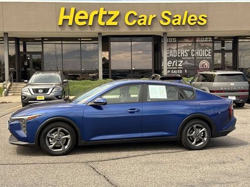 Used 2025 Kia K4 FWD image 1