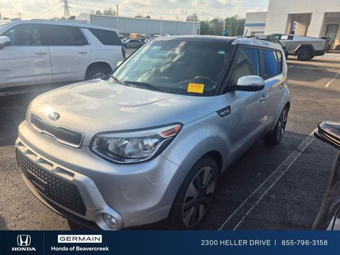 Used 2015 Kia Soul ! w/ Sun & Sound Package FWD image 1