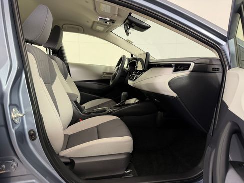 Used 2024 Toyota Corolla LE w/ LE Convenience Package FWD image 26