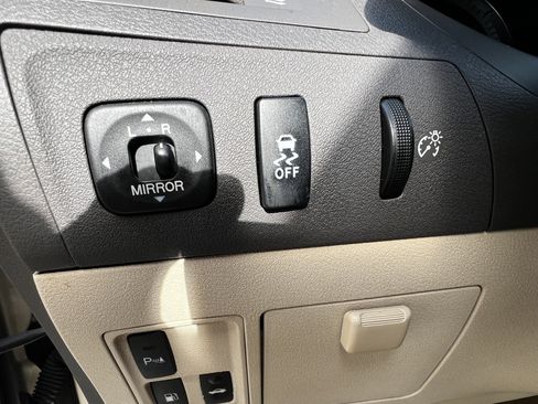 Used 2012 Lexus ES 350 image 15