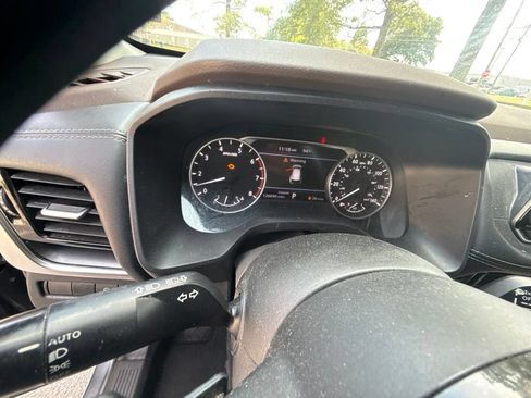 Used 2021 Nissan Rogue SV FWD image 13