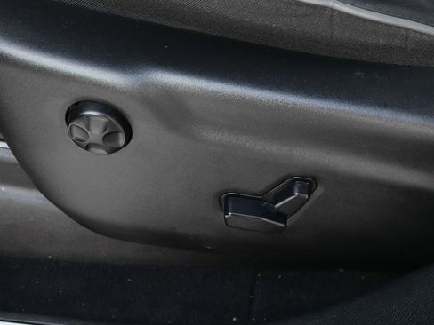 Used 2020 Jeep Grand Cherokee Overland image 19