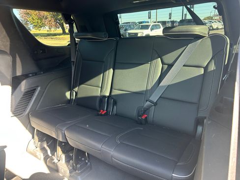 Used 2023 Chevrolet Tahoe Premier image 25