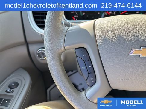 Used 2017 Chevrolet Traverse LS FWD image 18
