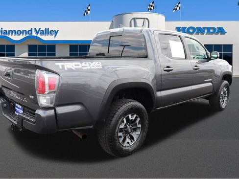 Used 2023 Toyota Tacoma TRD Off-Road w/ Technology Package AWD/4WD image 6