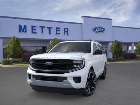 New 2026 Ford Expedition Platinum AWD/4WD image 3