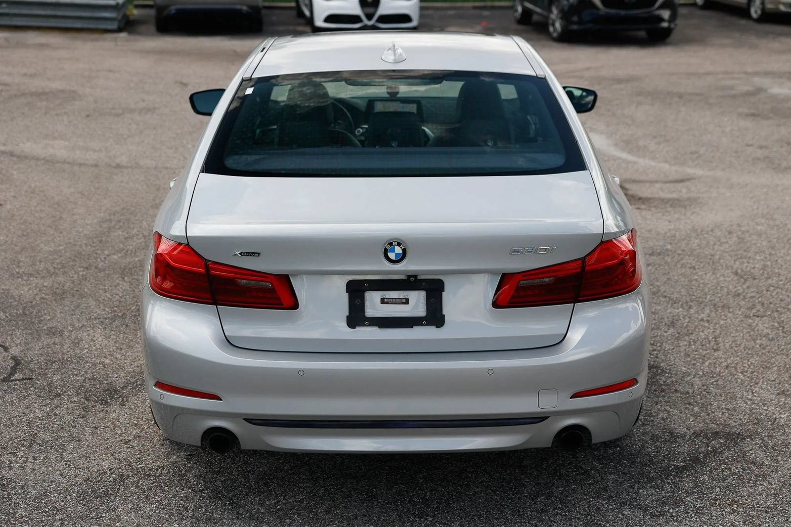Used 2019 BMW 530i xDrive w/ Convenience Package AWD/4WD image 5