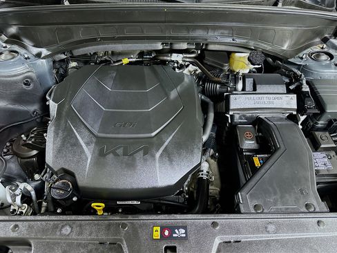 Used 2025 Kia Telluride S image 36