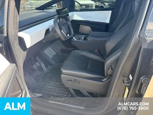 Used 2024 Tesla Cybertruck AWD Crew Cab image 10