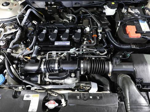 Used 2018 Honda Accord LX image 27