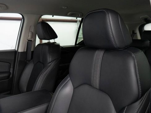 Certified 2025 Honda Pilot EX-L image 16