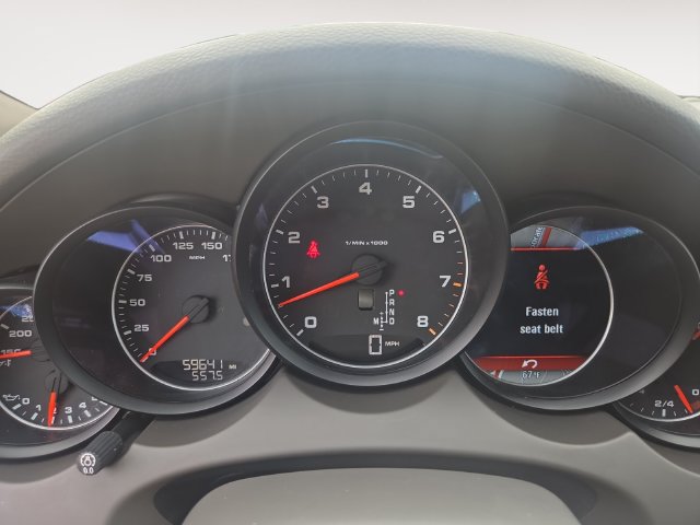 Used 2016 Porsche Cayenne AWD/4WD image 19