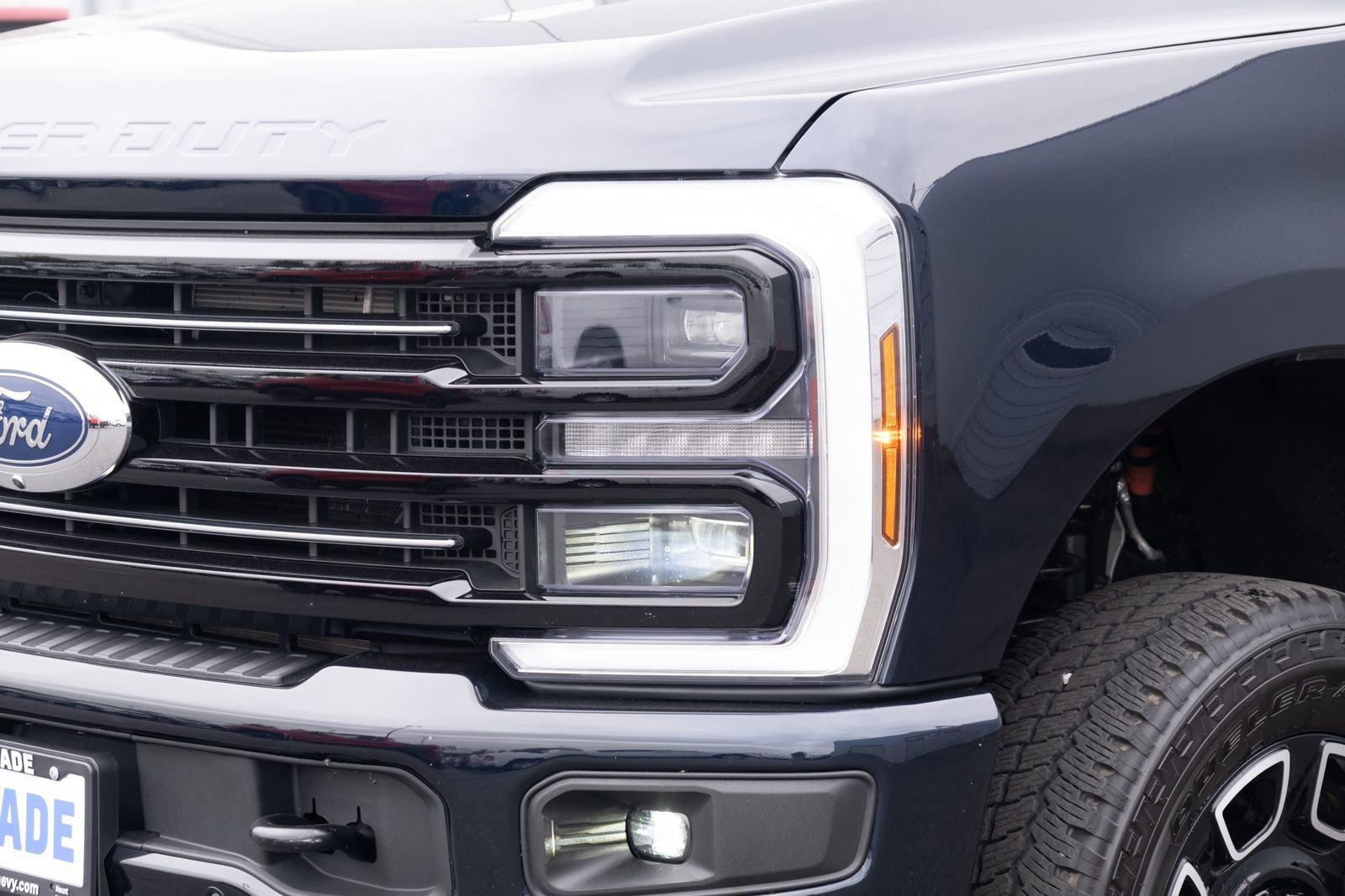 Used 2025 Ford F350 Platinum w/ FX4 Off-Road Package AWD/4WD image 23