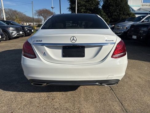Used 2017 Mercedes-Benz C 300 4MATIC Sedan image 5