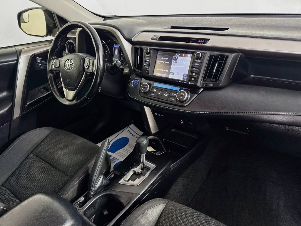 Used 2018 Toyota RAV4 XLE w/ Carpet Mat Package AWD/4WD image 36