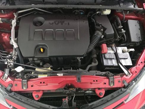 Used 2017 Toyota Corolla SE w/ Carpet Mat Package (TMS) FWD image 9