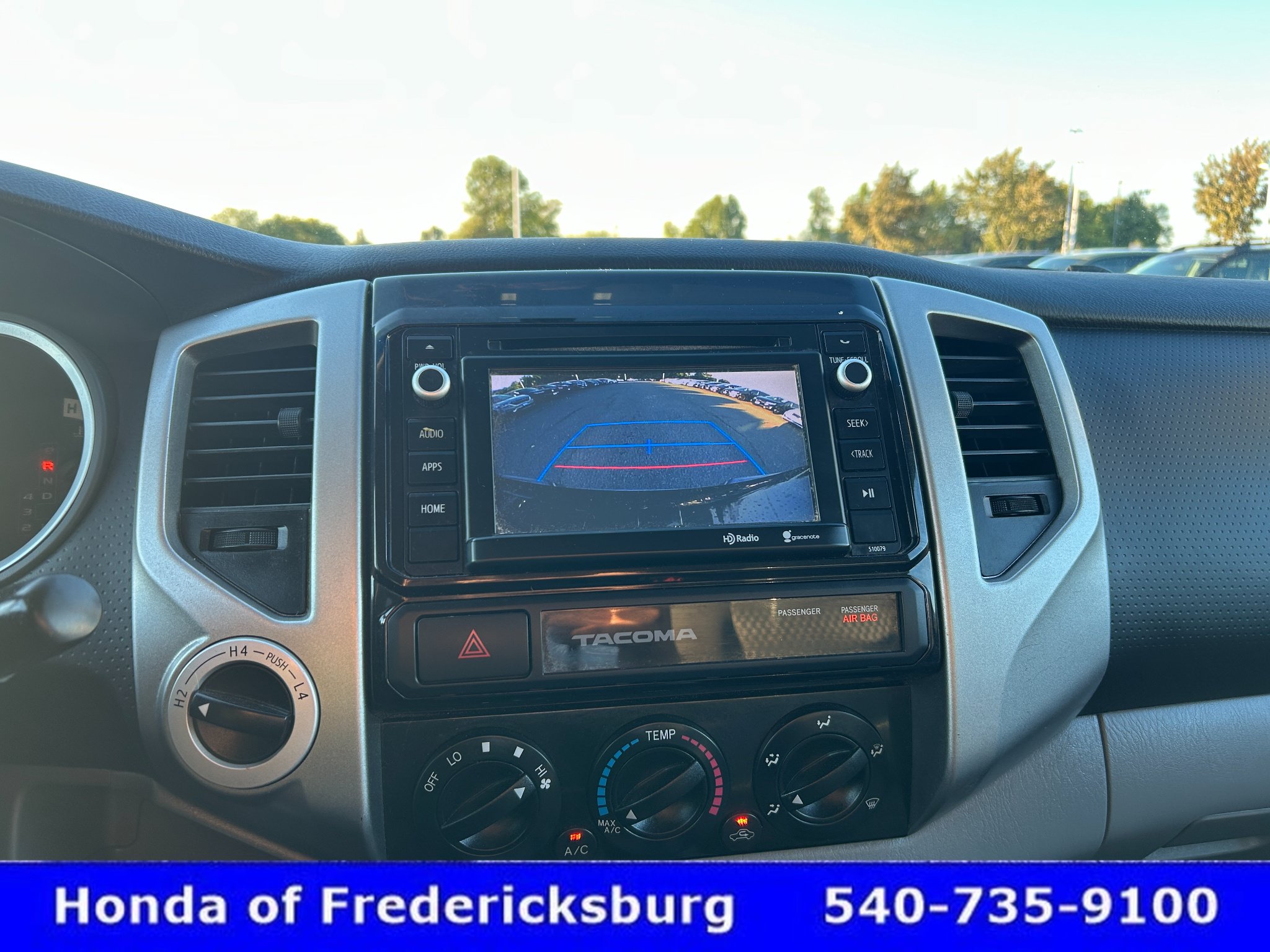 Used 2015 Toyota Tacoma 4x4 Double Cab w/ SR5 Package image 20