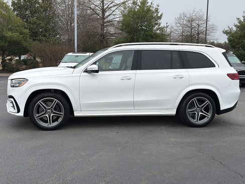 Used 2024 Mercedes-Benz GLS 450 4MATIC image 12