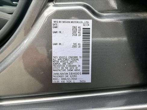 Used 2024 Nissan Altima 2.5 SV image 18