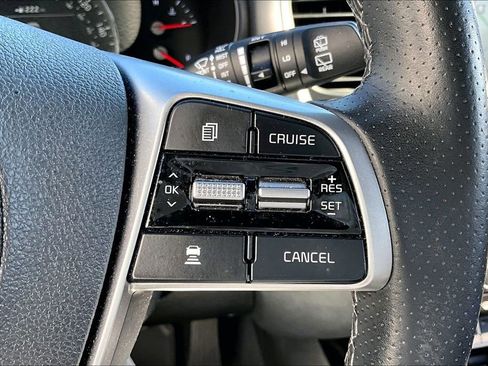 Used 2019 Kia Sorento SX image 11