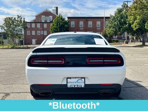 Used 2022 Dodge Challenger R/T w/ Blacktop Package image 8