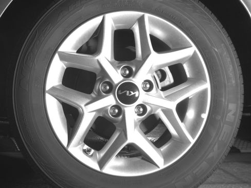 Used 2025 Kia Soul LX w/ LX Technology Package FWD image 14