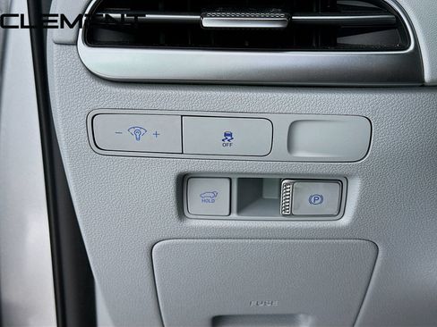 Certified 2025 Hyundai Palisade SEL FWD image 13