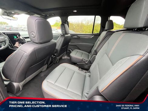 New 2026 GMC Acadia AT4 w/ Luxury Package AWD/4WD image 13