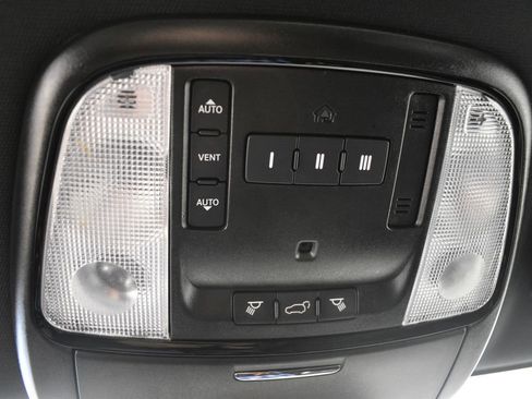 Used 2021 Dodge Durango R/T w/ Technology Group image 52