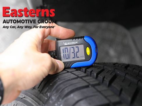 Used 2019 RAM 1500 Classic SLT AWD/4WD image 25