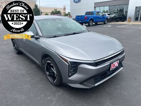 Used 2025 Kia K4 EX FWD image 1