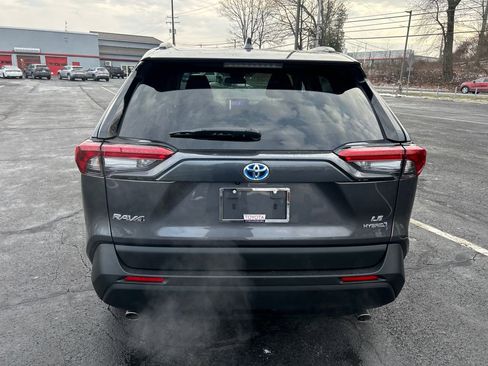 Certified 2024 Toyota RAV4 LE image 4