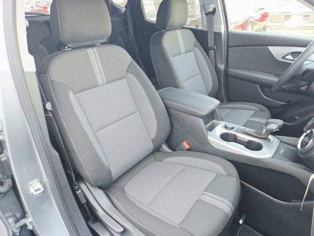 New 2026 Chevrolet Blazer LT w/ Convenience Package AWD/4WD image 15