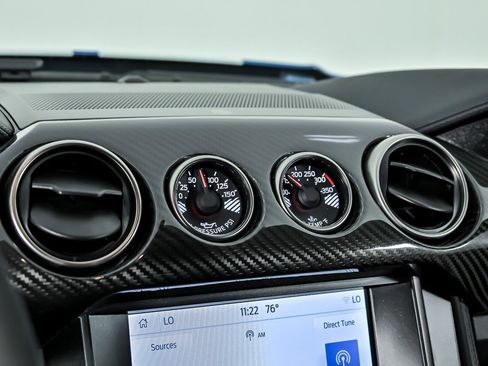 Used 2021 Ford Mustang Shelby GT500 w/ Carbon Fiber Track Pack RWD image 28