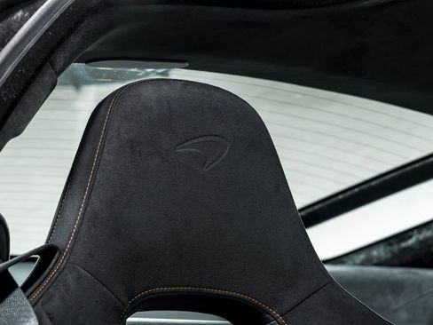 Used 2020 McLaren 720S Performance RWD image 32