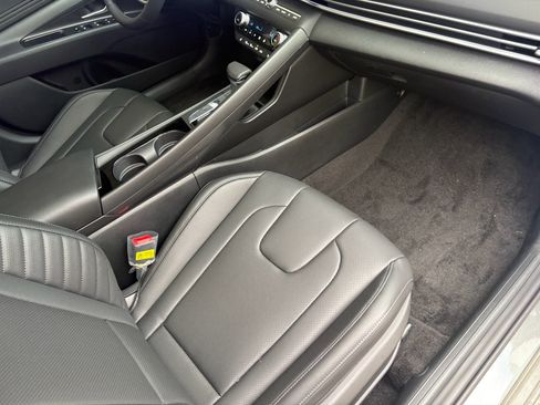 New 2026 Hyundai Elantra Limited FWD image 26