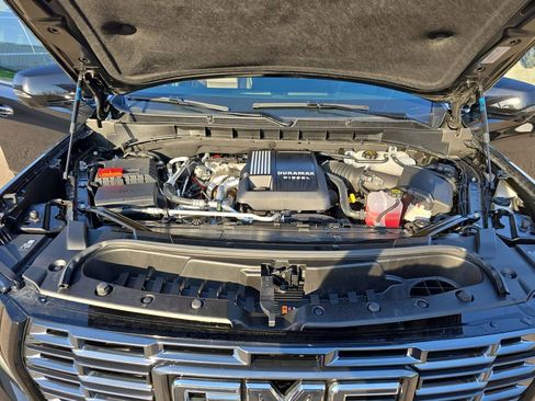 Used 2026 GMC Yukon XL Denali Ultimate AWD/4WD image 31
